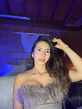 RouseColins 라이브 XXX 채팅