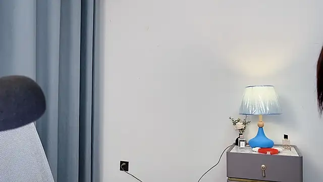 smalldaisy Adlı Modelin Canlı XXX Sohbeti