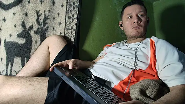 Czat XXX na żywo – sweet_cock28