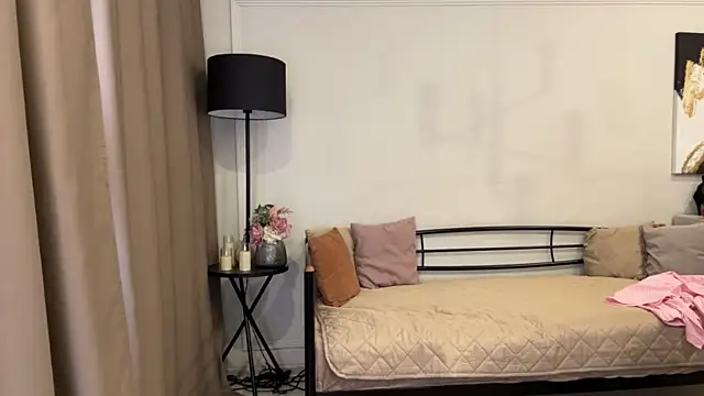 Yummy_Jane élő XXX-chatje