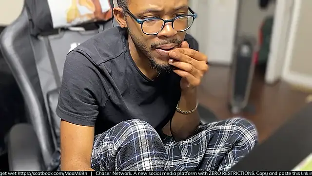 MobyDxck: вебкам-шоу