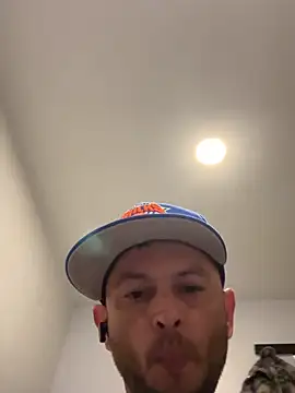 Carlosmauricio123's Live XXX Chat