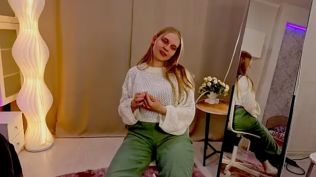 AlicaCohill's Live XXX Chat