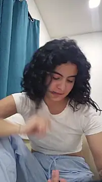 Онлайн чат XXX Lunecita