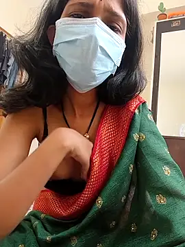 Shivani2002 웹캠 쇼