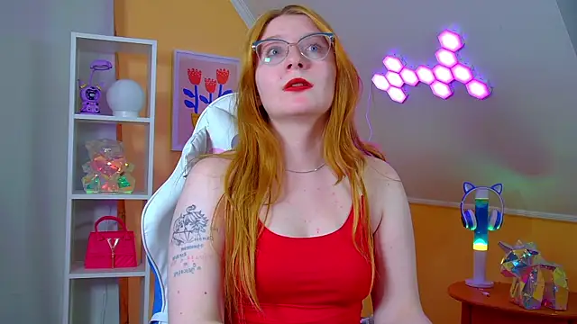 Онлайн чат XXX AliceAllisons