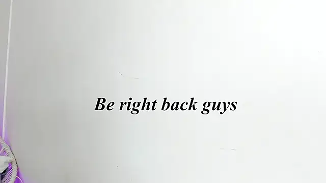 Krissi_latore Adlı Modelin Canlı XXX Sohbeti