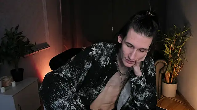 Czat XXX na żywo – Klaude_Jam