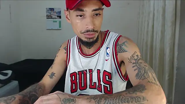 Show webcam de emiliano_hottt