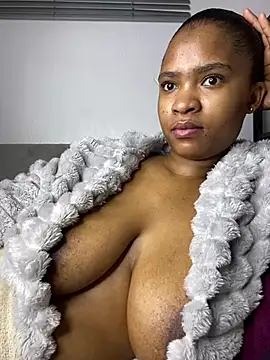 __Fifi Chat XXX in diretta