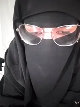 Kawtr9ahbtk Adlı Modelin Web Kamerası Şovu