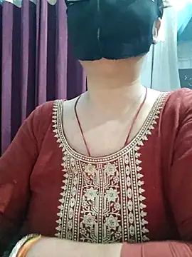 Aishwaryaa_69 现场XXX聊天