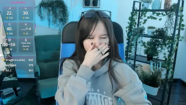 Elainebeness' Live XXX Chat