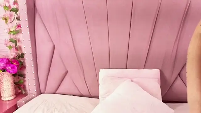 EmberCooper_ Live XXX Chat