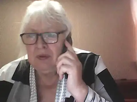 Alexia64231 élő XXX-chatje