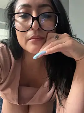 Goddessxxrosexx's Live XXX Chat