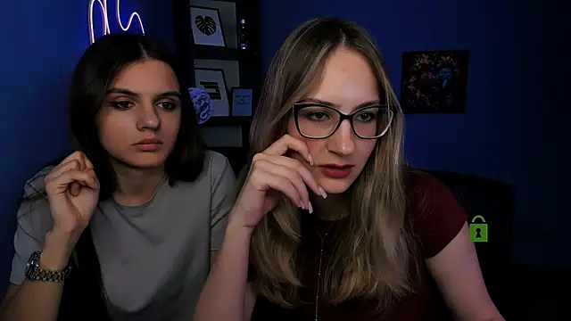 lisa_dark_'s Live XXX Chat