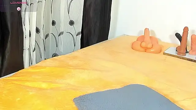 Živý XXX chat CREAMY_BUBBLEGUM