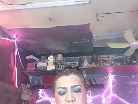 HotAsianAlbin19 Webcam Show