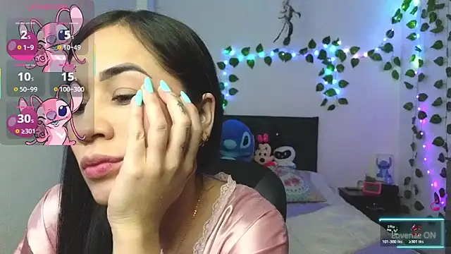 Asenaesmee's Live XXX Chat