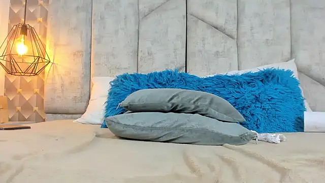 Chat +18 de AshleyHill2 ao vivo