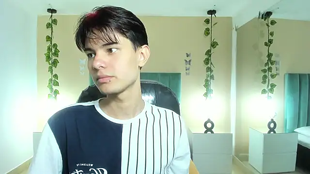 Derek_Sinn Pertunjukan Webcam