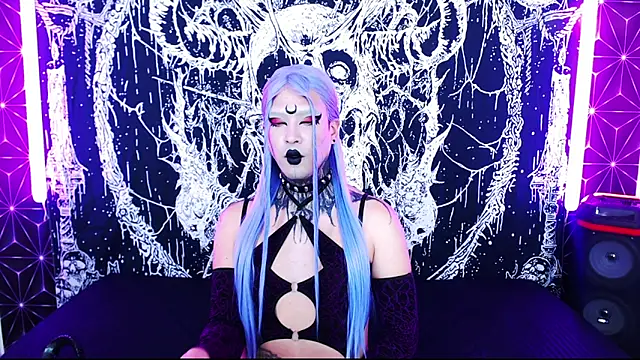 naomi_satan Pertunjukan Webcam