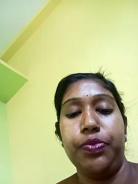 Chat +18 de bannerjeesneha20 ao vivo