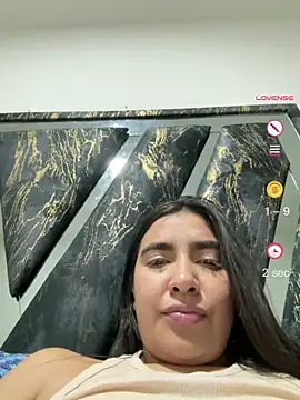 Chat +18 de HaileyBiieber ao vivo