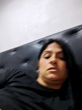 Linda_LarsのライブXXXチャット