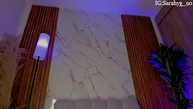 Chat +18 de sara_gwen ao vivo