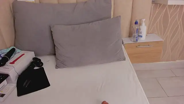 TiifanyGrey Chat XXX live