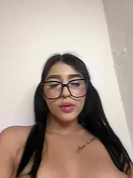 แชท XXX สดของ Hannaa_blondee