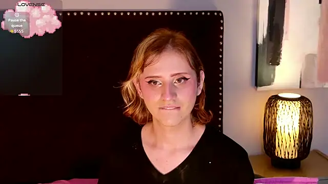 seraphine_starのライブXXXチャット