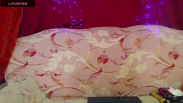 hotzlata 即時 XXX 聊天