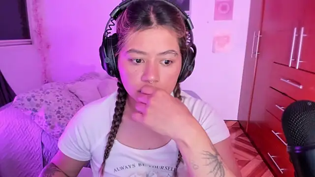 StephaniFox লাইভ XXX চ্যাট