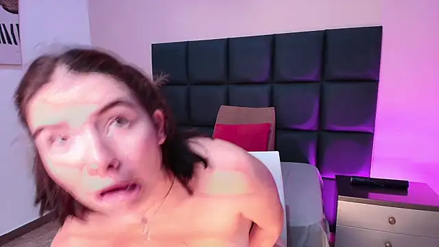 Zamira_Taylor Live XXX-Chat