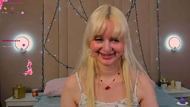 AdeleSilvy Chat XXX in diretta