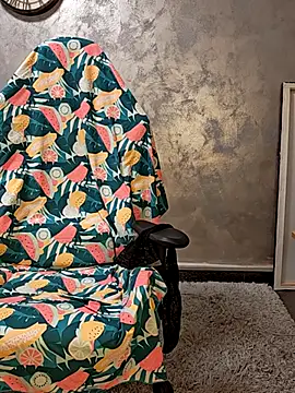 Вебкам-шоу AvaSquirtMilf