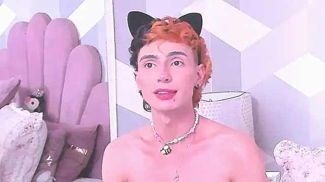 Show modela KylieMonnett na web-kameri