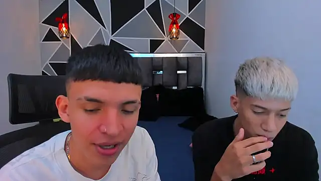 Juan_Nd_Stevenn Live XXX chat