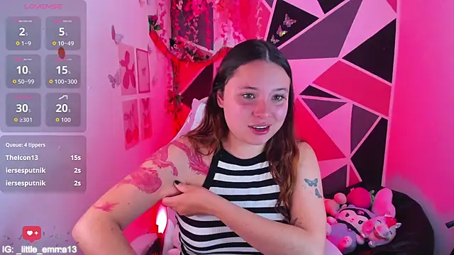 little_emma0's Live XXX Chat