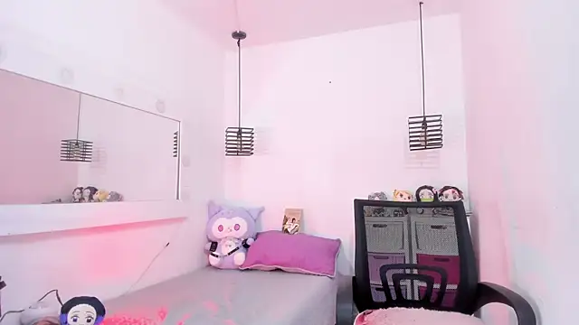 KimberlyJohnsoon's Webcam Show