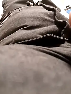 Chatroom XXX en direct de SADDLECOCK