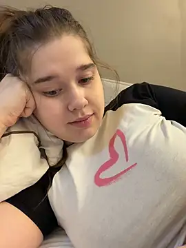 HornyGirlH Adlı Modelin Web Kamerası Şovu