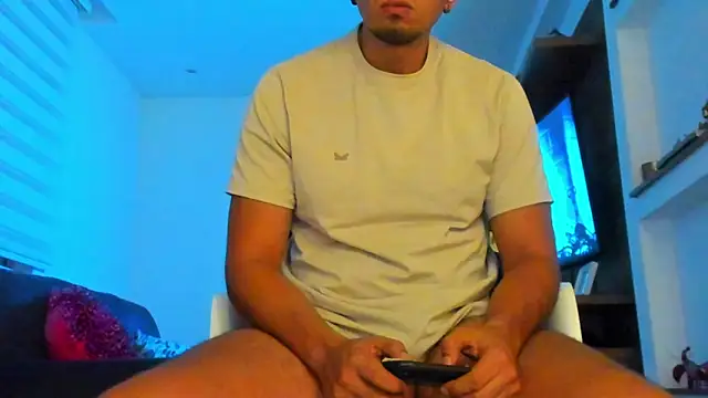 katcum02 webkamerás műsora