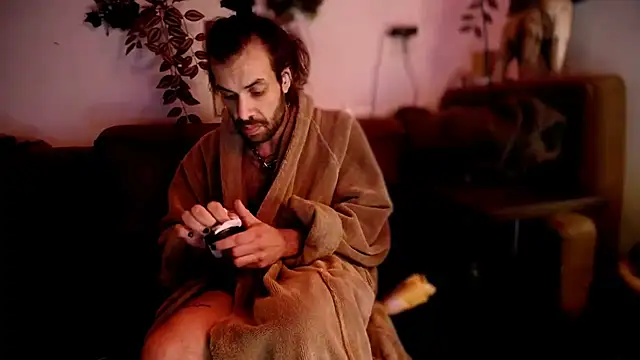 P4RtYBOII92 Adlı Modelin Canlı XXX Sohbeti