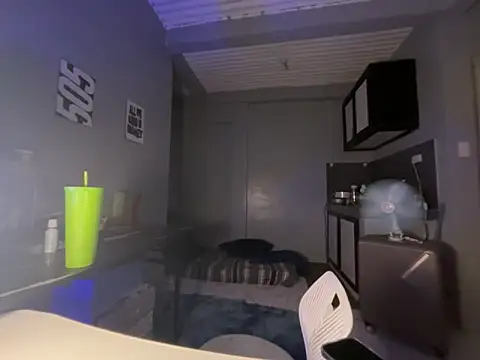 PinayLina18: онлайн-секс-чат