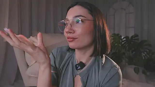 AmyArmstrong live XXX chat