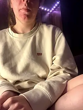 chellerayy Chat XXX in diretta